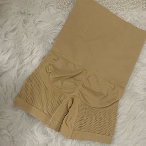 Women’s shape wear tan